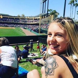 Meet your Posher, Skylar